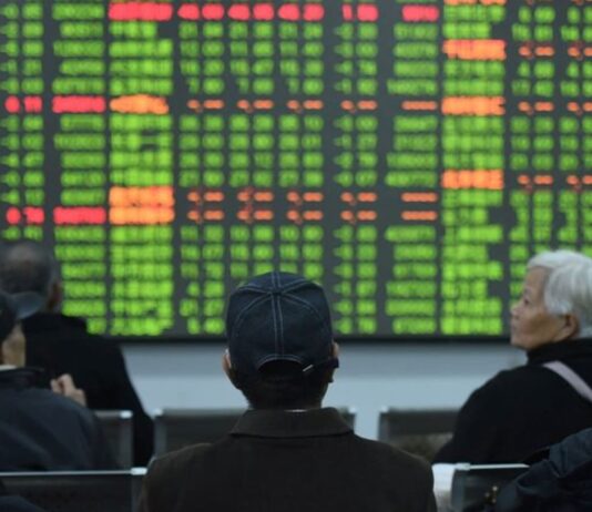 Asia shares up on Fed rate wagers, China reopening lifts yuan