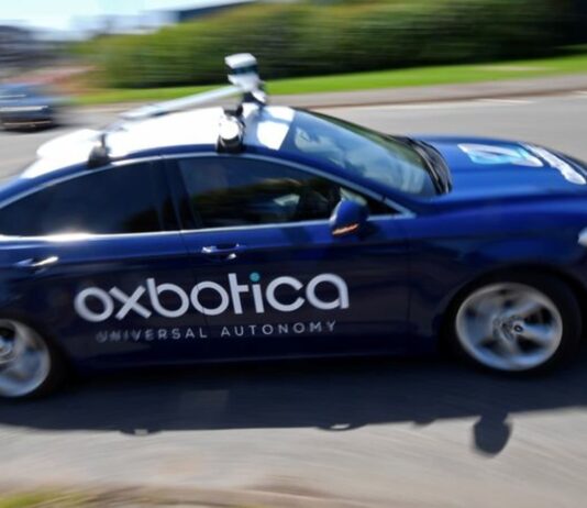 Oxbotica raises US$140 million to deploy self-driving commercial vehicles