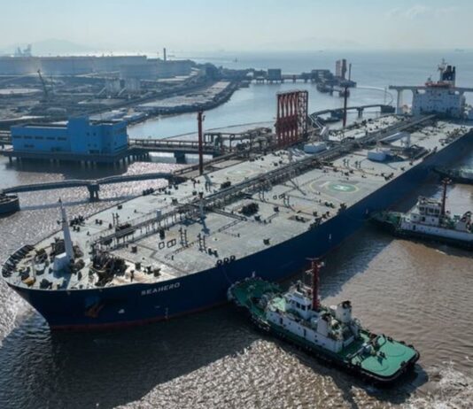 Saudi Arabia stays top crude supplier to China in 2022, Russian barrels surge