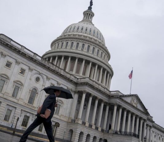 US hits debt ceiling as partisan standoff sparks economic worries