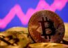 Bitcoin falls 5.2% to $22,253