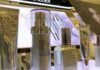 Estee Lauder sees bigger drop in annual sales, profit on slow China recovery