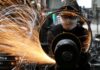 China industrial profits fall in H1