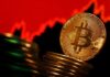 Bruised by stock market, Chinese rush into banned bitcoin