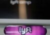 Lyft guarantees weekly earnings to lure more drivers