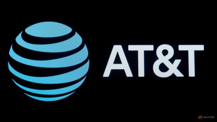 New York AG opens probe into AT&T wireless outage