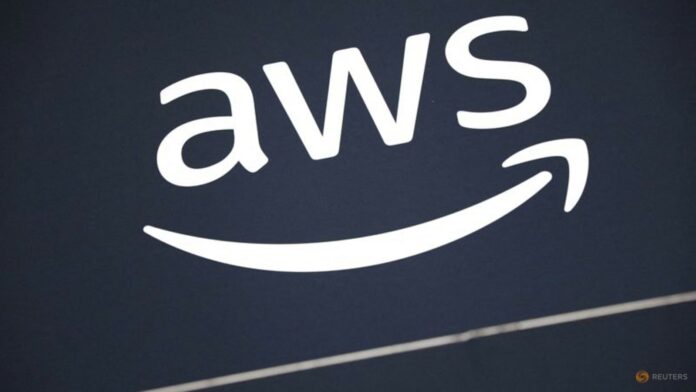Amazon Web Services plans $8