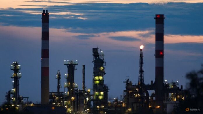 Oil prices rise on moderate US inflation data, strong demand