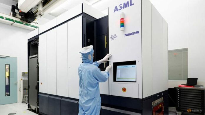 ASML shares touch 1,000 euro mark amid optimism over customer TSMC