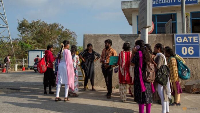 Indian officials visit Foxconn iPhone plant, question executives about hiring