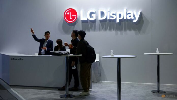 LG Display reports Q2 loss on weak demand for panels