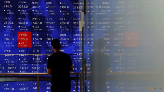 Japan-focused hedge funds drop 3