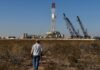 Oil set for 3% weekly gain on US jobs data, Mideast tensions