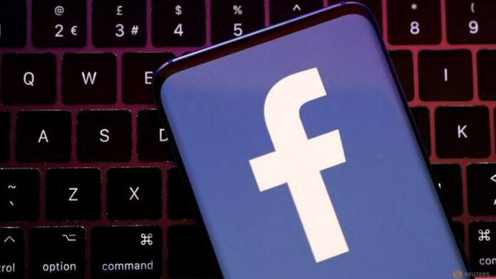 Facebook seeks to attract young adults with new community, video features