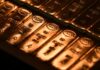 Trade war woes propel gold to record highs