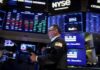 Wall Street futures, oil plunge, markets bay for US rate cuts
