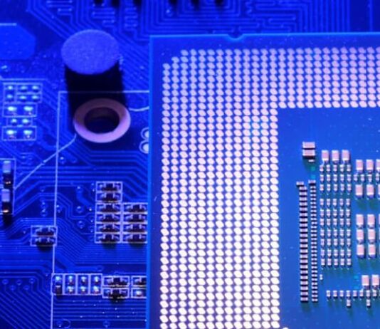 Exclusive-Trump mulls tariffs on foreign electronics based on number of chips, sources say