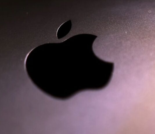 Another Apple exec leaves for Meta as AI talent war heats up, Bloomberg News reports