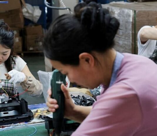 China factory activity shrinks for seventh month, PMI shows