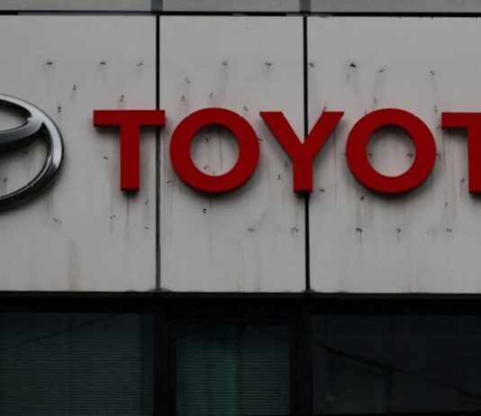 Investors call for greater disclosure in Toyota’s buyout of group company