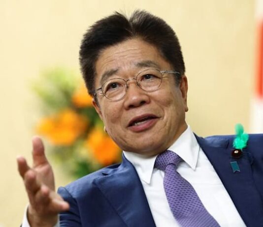 Japan urges vigilance against excessive FX volatility