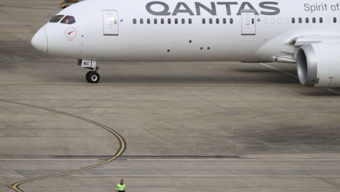 Qantas' digital and customer head steps down months after cyber breach, internal memo shows