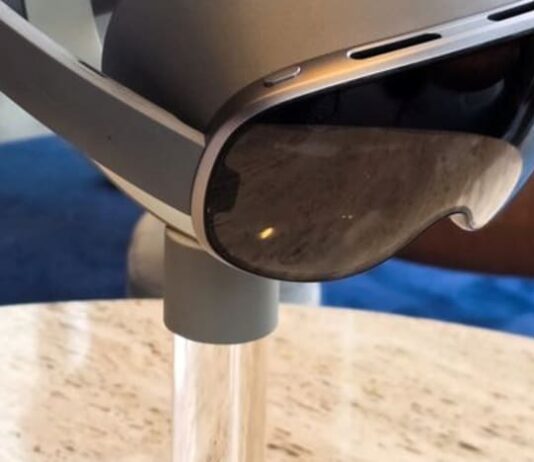 Samsung’s Galaxy XR headset to take on Apple with help from Google and Qualcomm