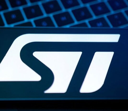 STMicro names new Italian board members, defusing tension with Rome