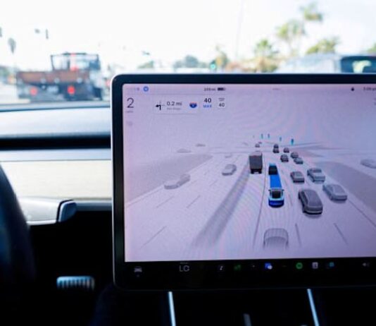 US agency asking Tesla about ‘Mad Max’ driver assistance mode