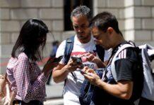 As AI reshapes shopping, US retailers try to change how they’re seen online