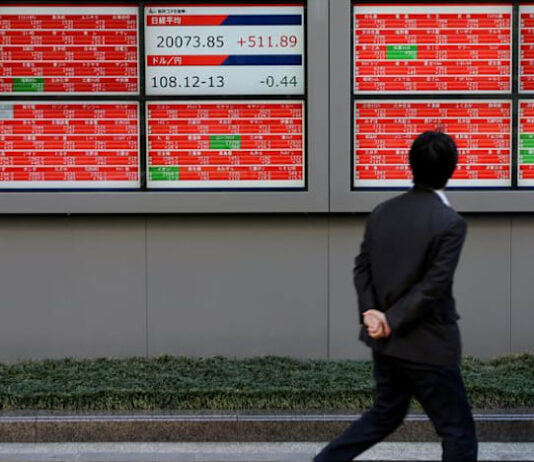 Asian stocks rise on AI sentiment, dollar near 3-month high