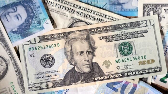 Dollar set for biggest weekly fall in four months, Fed in focus