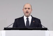 Nissan considering car development with Honda in US, Nikkei reports