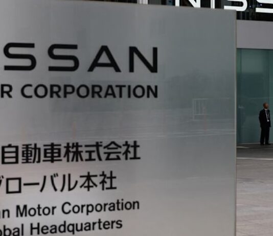 Nissan sells, leases back headquarters in $643 million deal