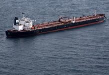 Oil prices fall amid broader market selloff, gains in US crude stockpiles