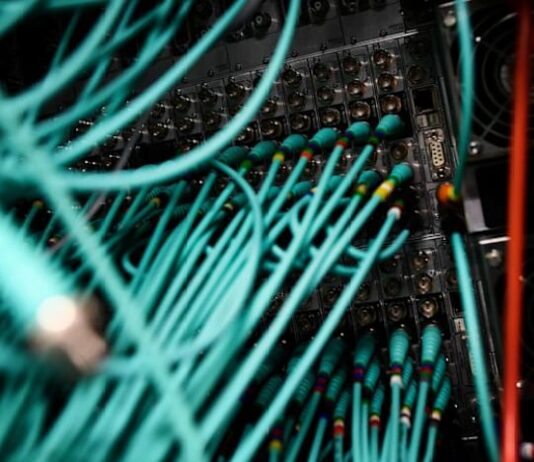 Power supply constraints slowing EMEA data centre rollout, report says