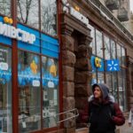 Starlink’s direct-to-cell service launches in Ukraine in European first