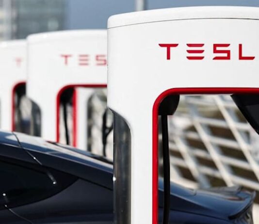 Tesla to buy $2 billion of ESS batteries from Samsung SDI over 3 years, newspaper says
