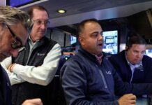 Trading Day: Fed hopes melt, stocks sink