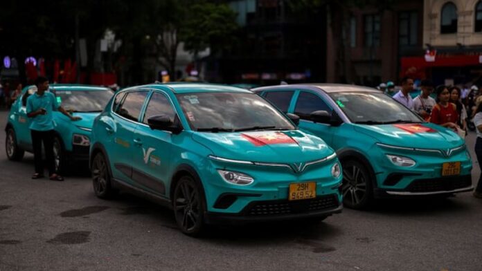 VinFast's quarterly revenue jumps on strong deliveries, taps debt to fuel expansion