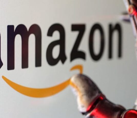 Amazon taps veteran Peter DeSantis to lead AI, chip and quantum push