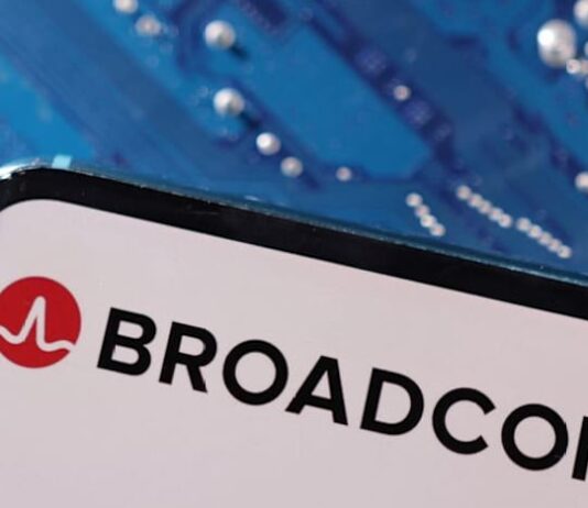 Broadcom shares fall as margin warning sparks AI payoff worries