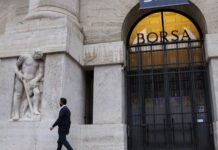 European stocks fall, yen boosted by Japan rate hike bets