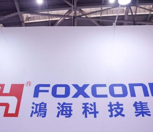 Foxconn subsidiary plans to expand production in Vietnam, document shows