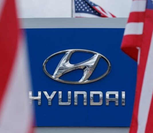 Hyundai’s Boston Dynamics to debut new Atlas humanoid robots at CES