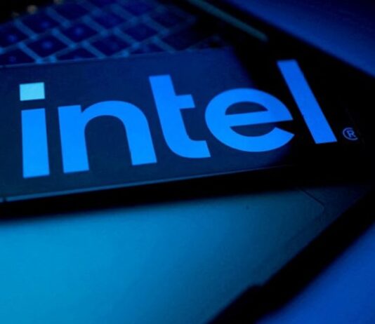 Intel says it will keep networking and communications unit