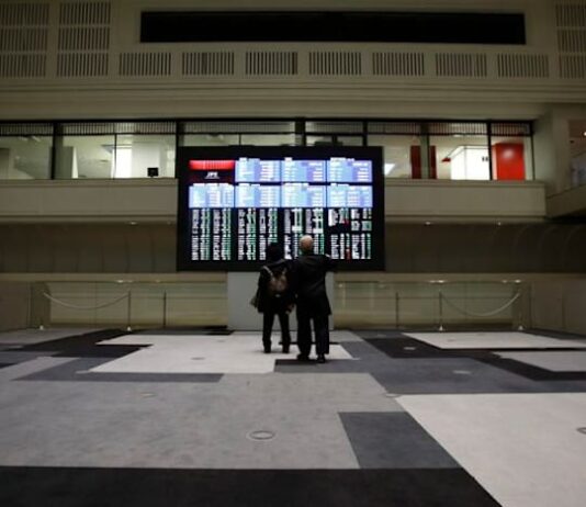 Japan’s Nikkei skids in subdued Asia as bets of rate hike grow