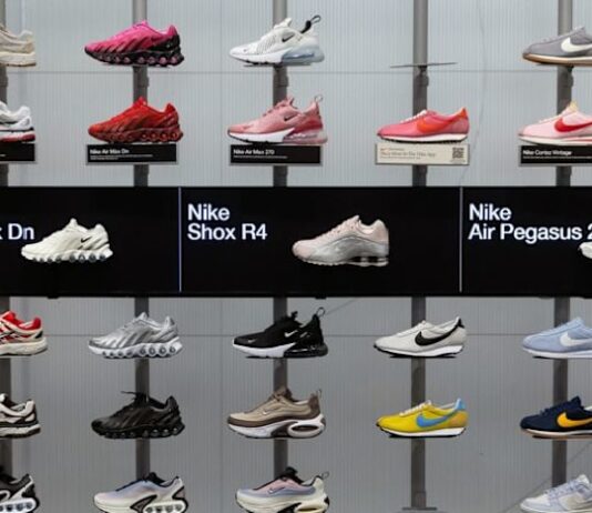 Nike edges past quarterly revenue expectations on resilient demand