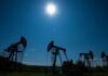 Oil falls 2% as Iraqi oilfield production restored, Ukraine talks continue