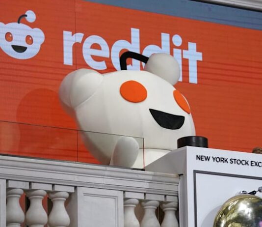 Reddit says Australia’s under-16 social media ban ‘legally erroneous’